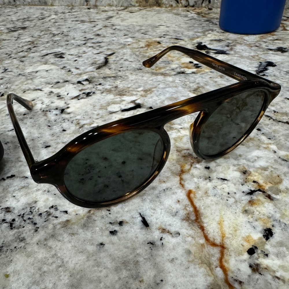 Krewe Cameron like new barely worn